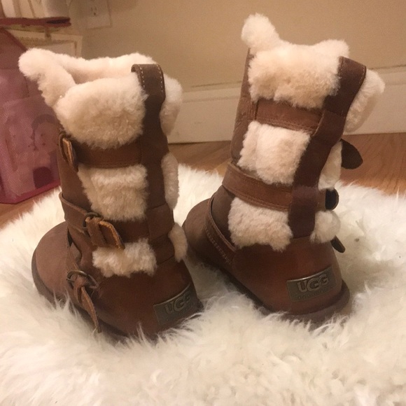 Ugg Boots Size 6 - Picture 1 of 7